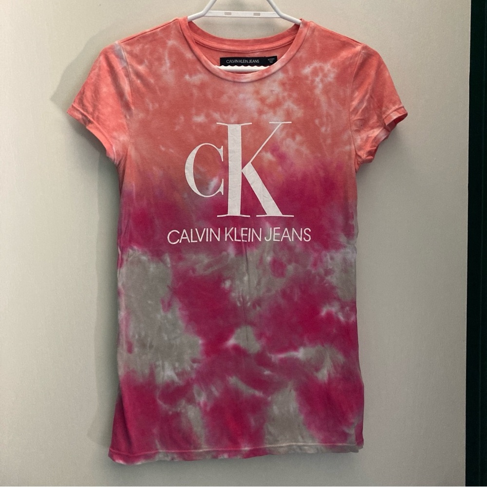 Calvin Klein ombre tyedye tshirt, size xsmall